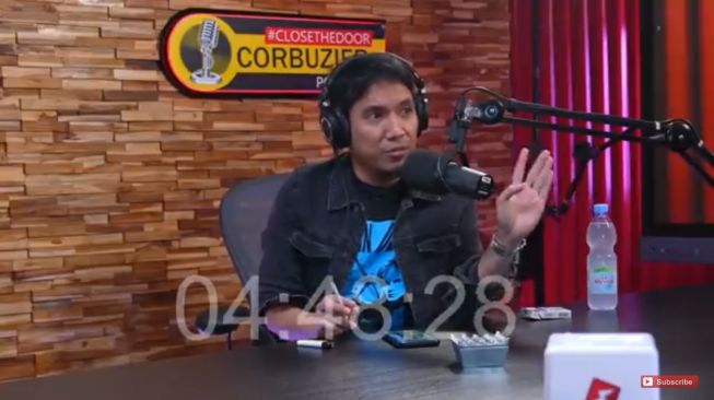 You are currently viewing Sangat Sulit Di Undang, Desta Memilih Untuk Menghadiri Podcast Deddy Corbuzier